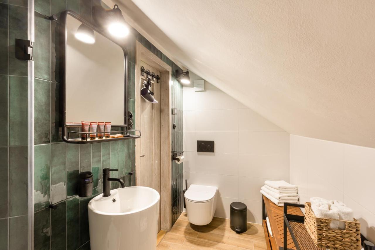 Bohemian Chic 2 Bedroom 2 Bathroom Loft With Hanging Chair Πράγα Εξωτερικό φωτογραφία
